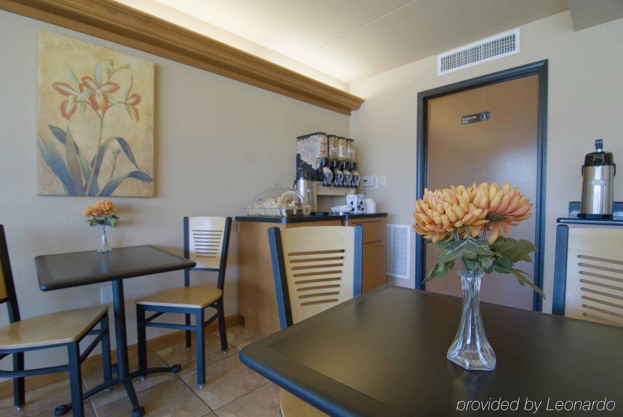 Americas Best Value Inn & Suites Конуэй Ресторан фото