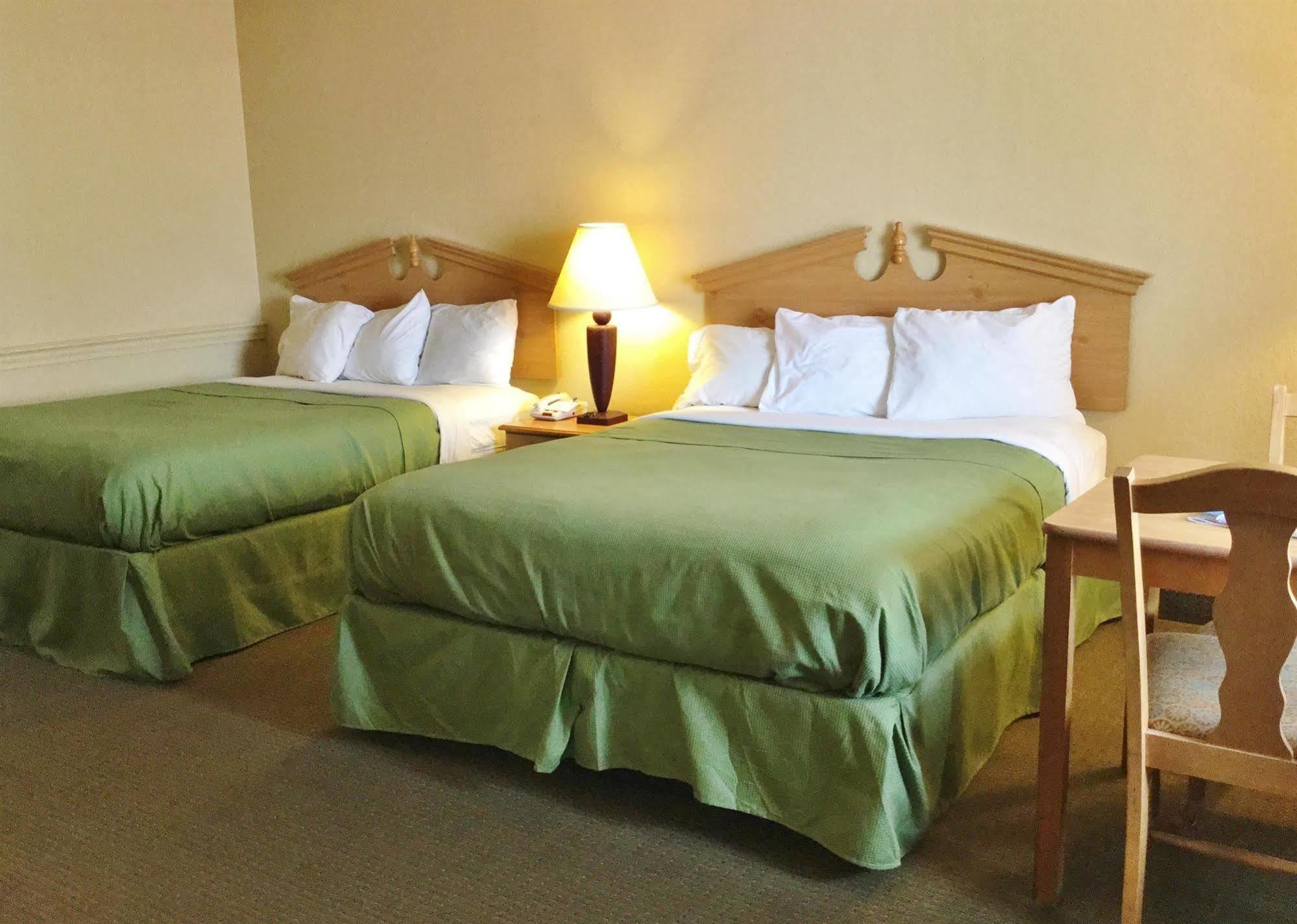 Americas Best Value Inn & Suites Конуэй Экстерьер фото